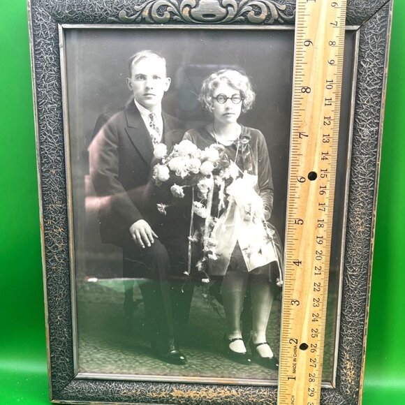 Antique 1920s Framed Photo Man Woman Wedding Roaring Twenties Ornate Wood Frame - Picture 3 of 12